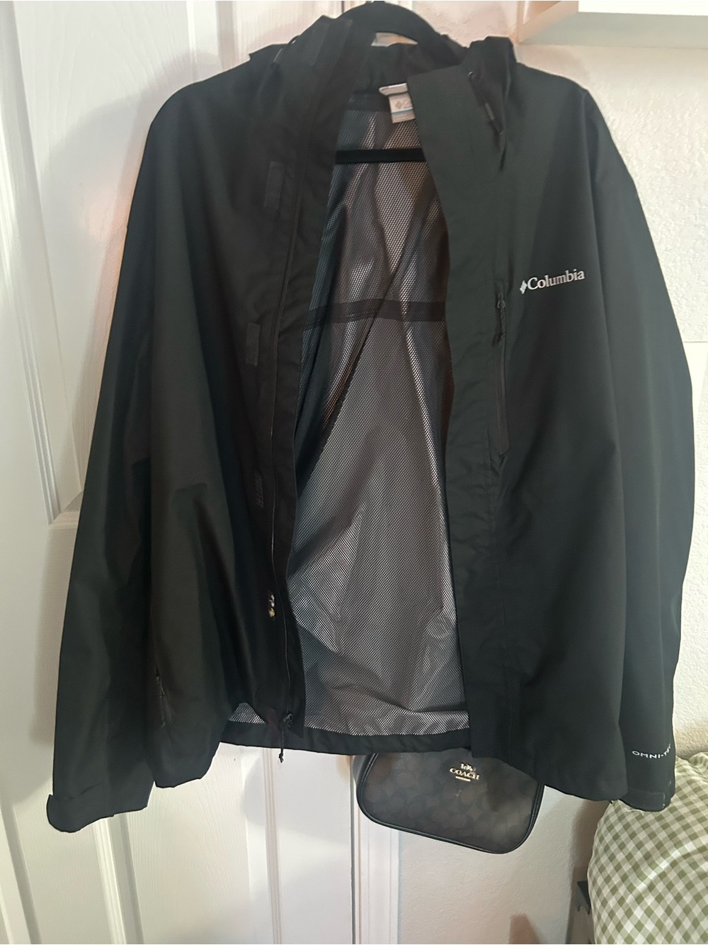 Columbia Black Men's Waterproof Hooded Raincoat
